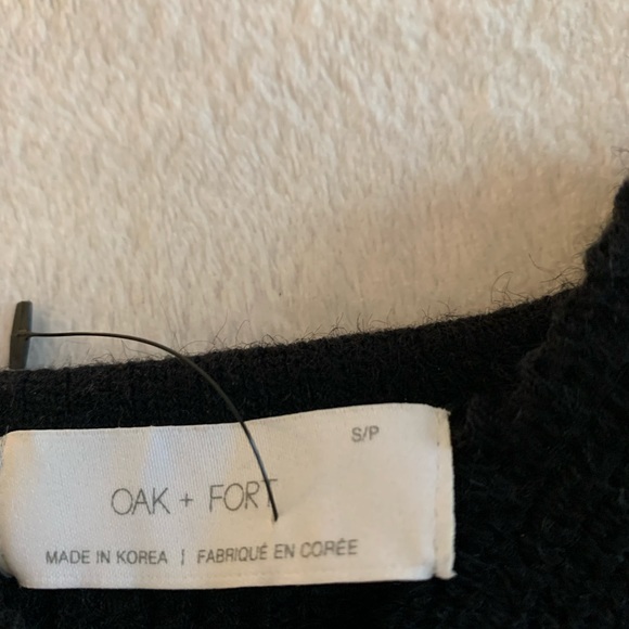 Oak + Fort Wrap Sweater (Black) - Picture 4 of 4